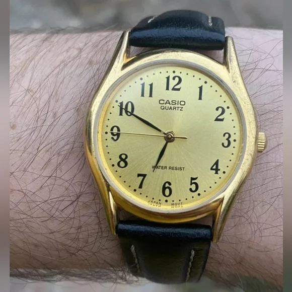 Casio Men Watch , Gold tone Water Resistant ,New Battery - Picture 1 of 12